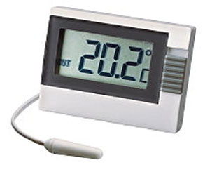 PK-302018-02_x_3 PK Lot de 3 thermomètres digitaux intérieur/extérieur TFA
<---Cliquez sur l'image pour agrandir---> PK-302018-02_x_3 PK Lot de 3 thermomètres digitaux intérieur/extérieur TFA
